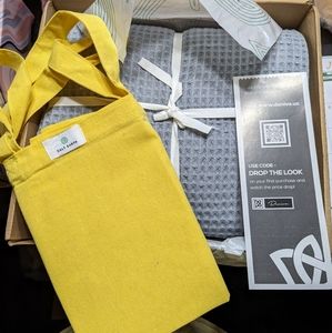 Salt Earth 100% Organic Cotton Throw